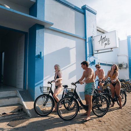 Atlas Gili Party Hostel Quần đảo Gili Ngoại thất bức ảnh