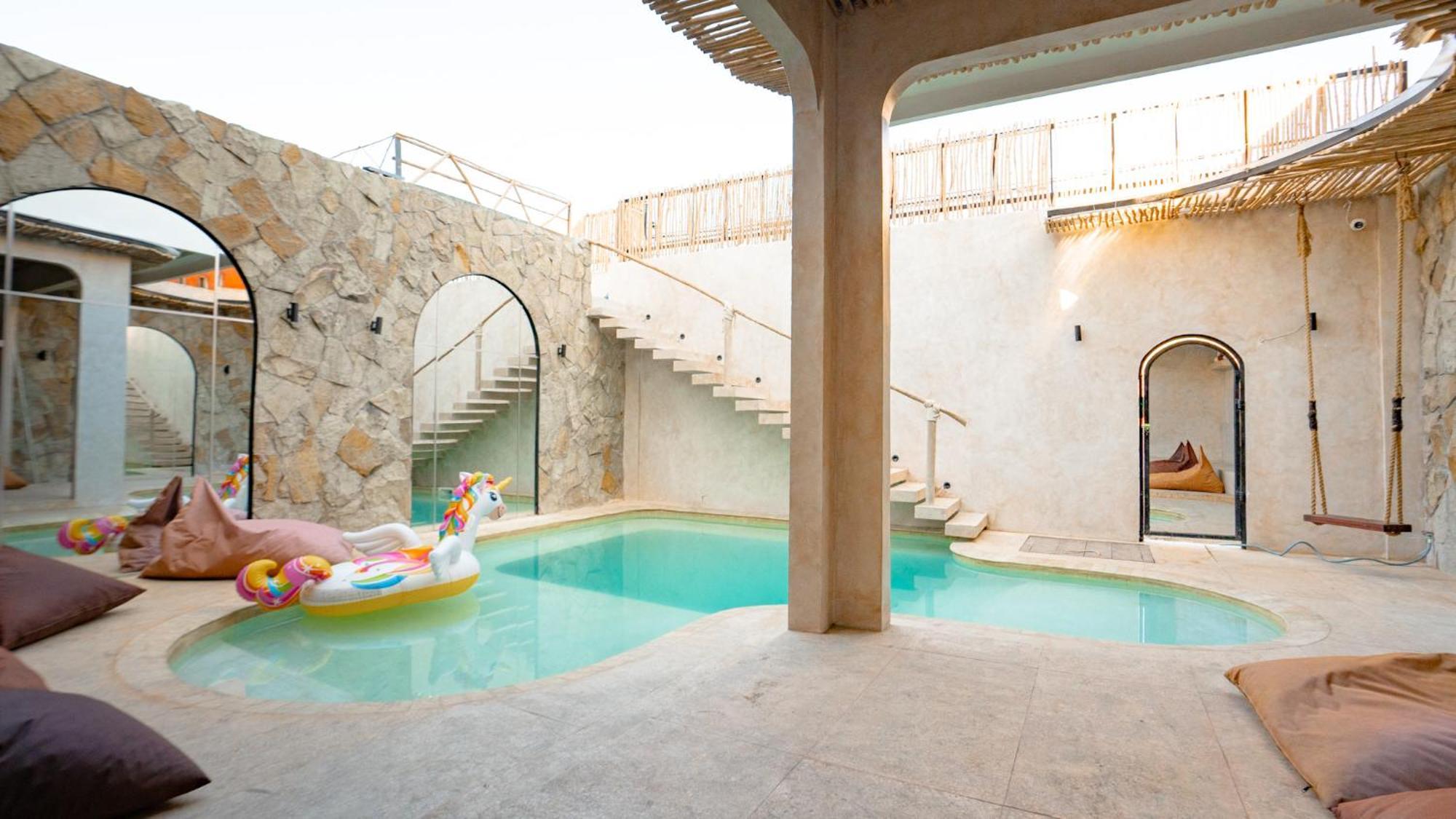 Atlas Gili Party Hostel Quần đảo Gili Ngoại thất bức ảnh