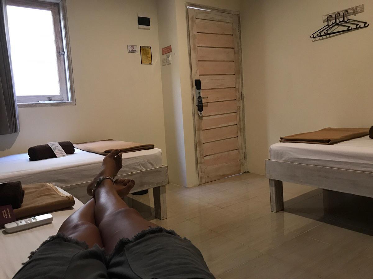 Atlas Gili Party Hostel Quần đảo Gili Ngoại thất bức ảnh