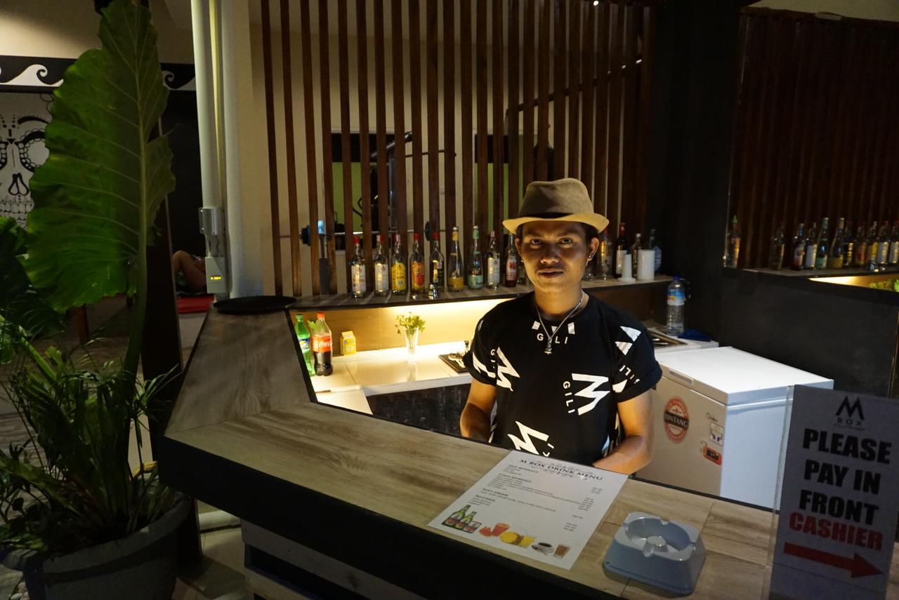 Atlas Gili Party Hostel Quần đảo Gili Ngoại thất bức ảnh
